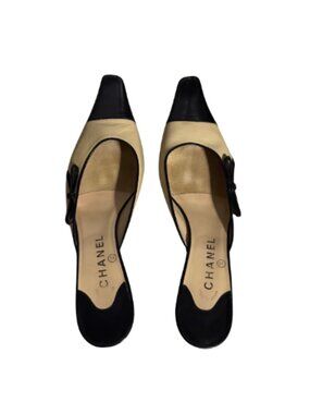 Chanel Kitten Heels Vintage in Beige
